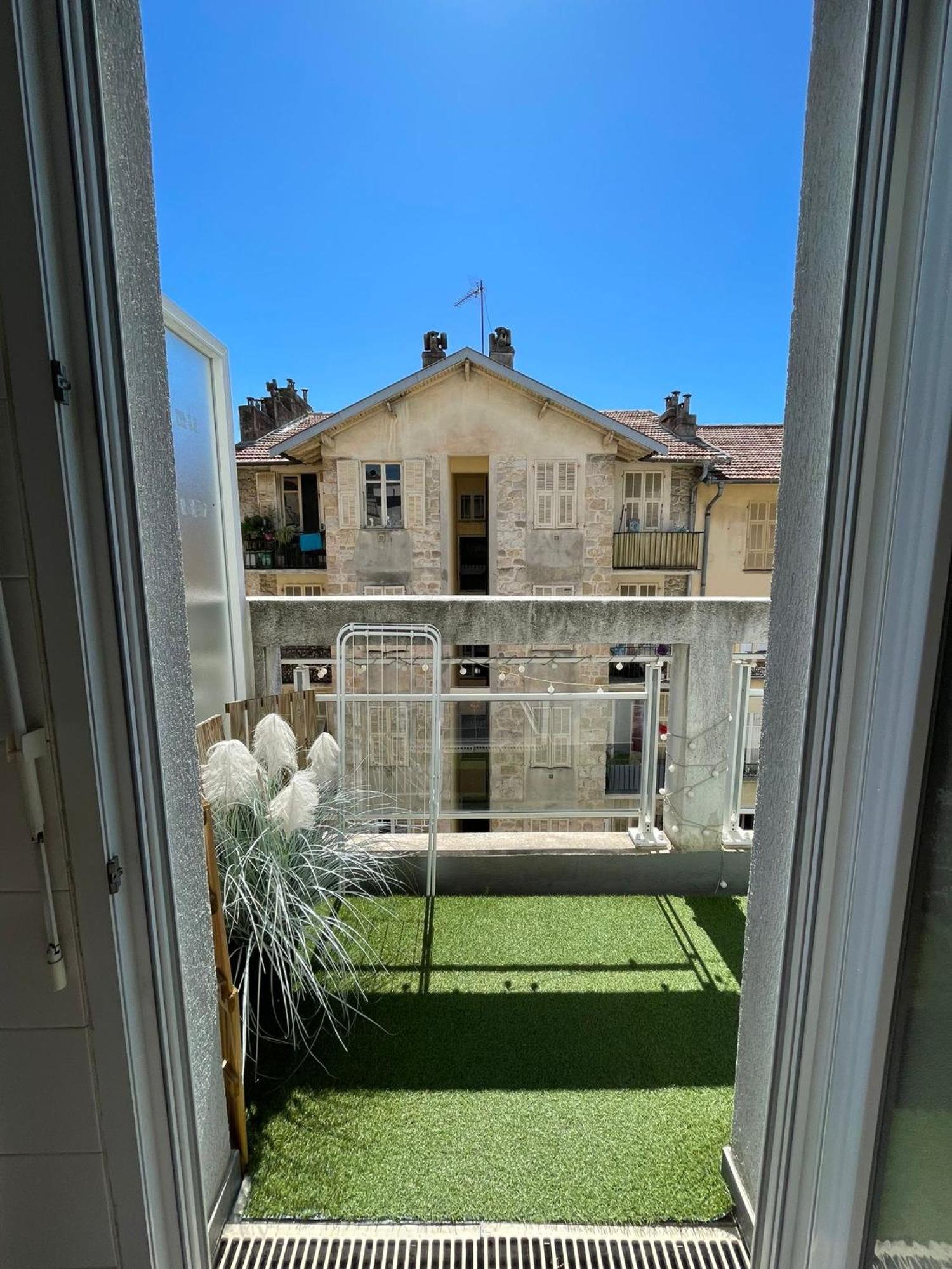 Charmant Studio Climatise Avec Terrasse Ensoleillee Nice Eksteriør bilde